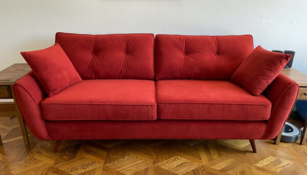ZINGER LOVESEAT